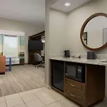 Hampton Inn & Suites Huntsville / Research Park Area