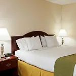 Holiday Inn Express Hotel & Suites Huntsville University Drive