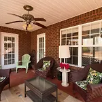 Villa Rockett! Your Sweet Home Away From Home!