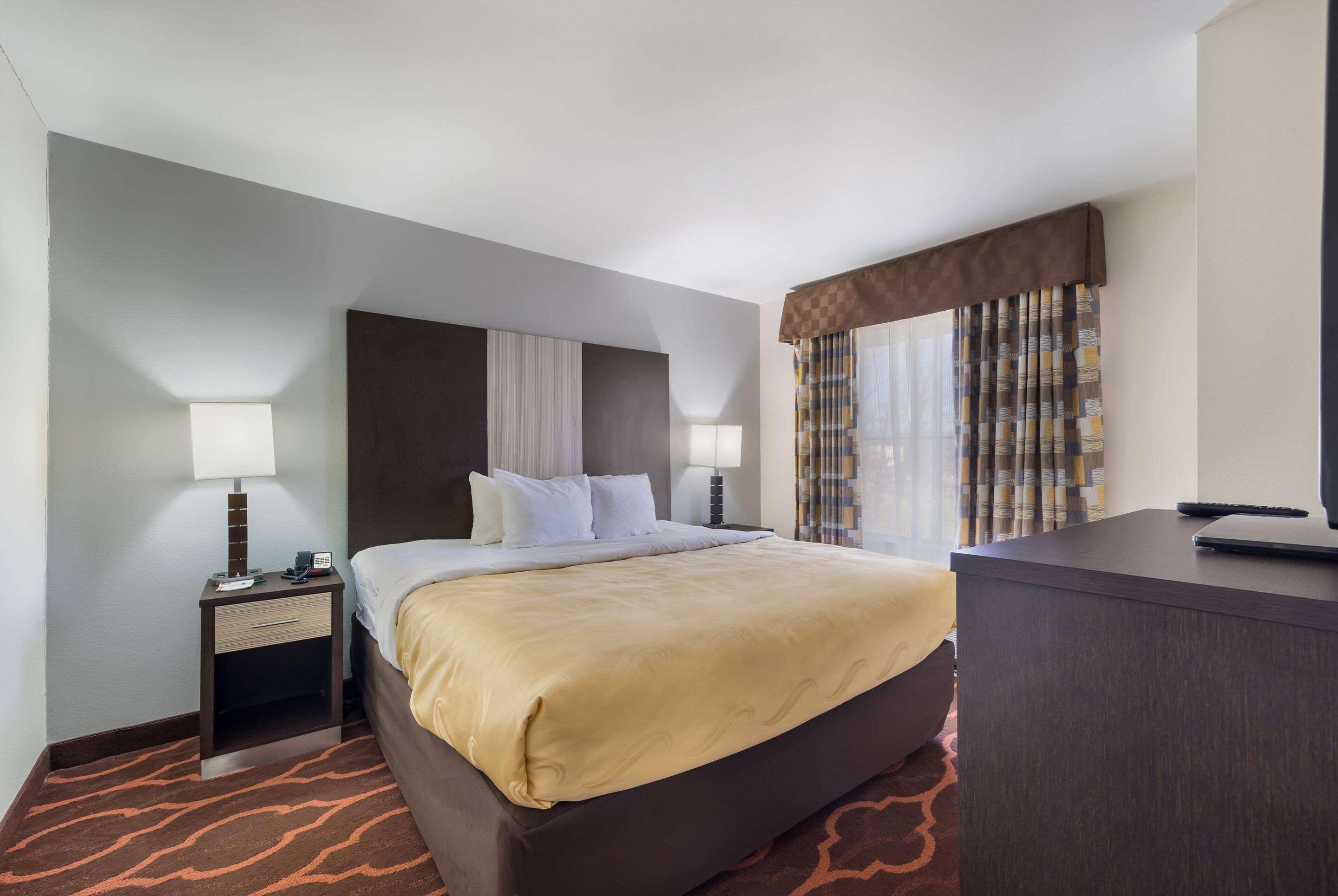 Quality & Research Park Area 3* Huntsville