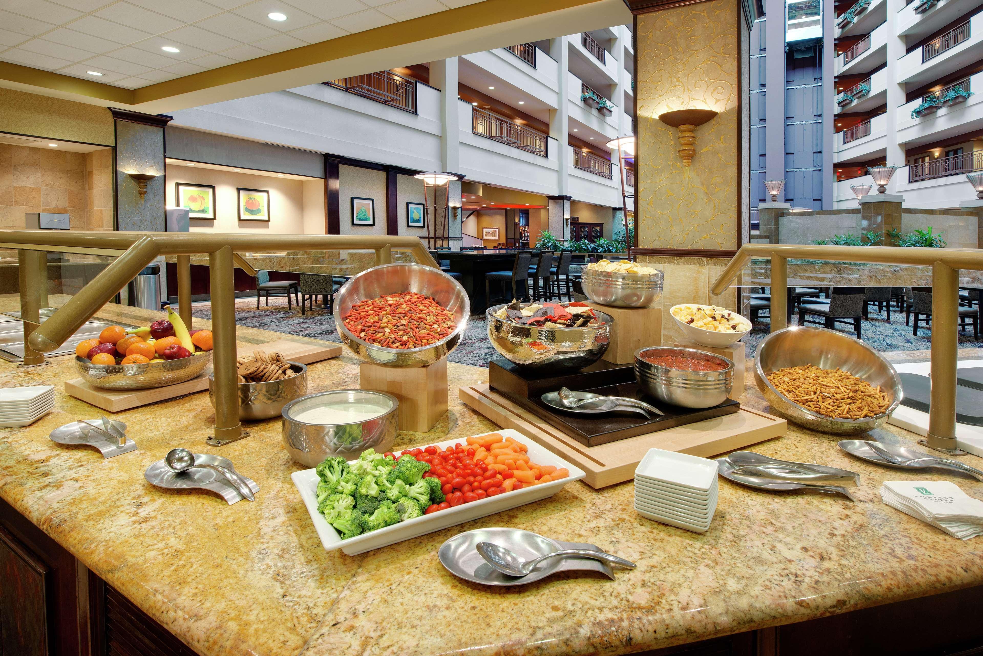 Embassy Hotel 4*