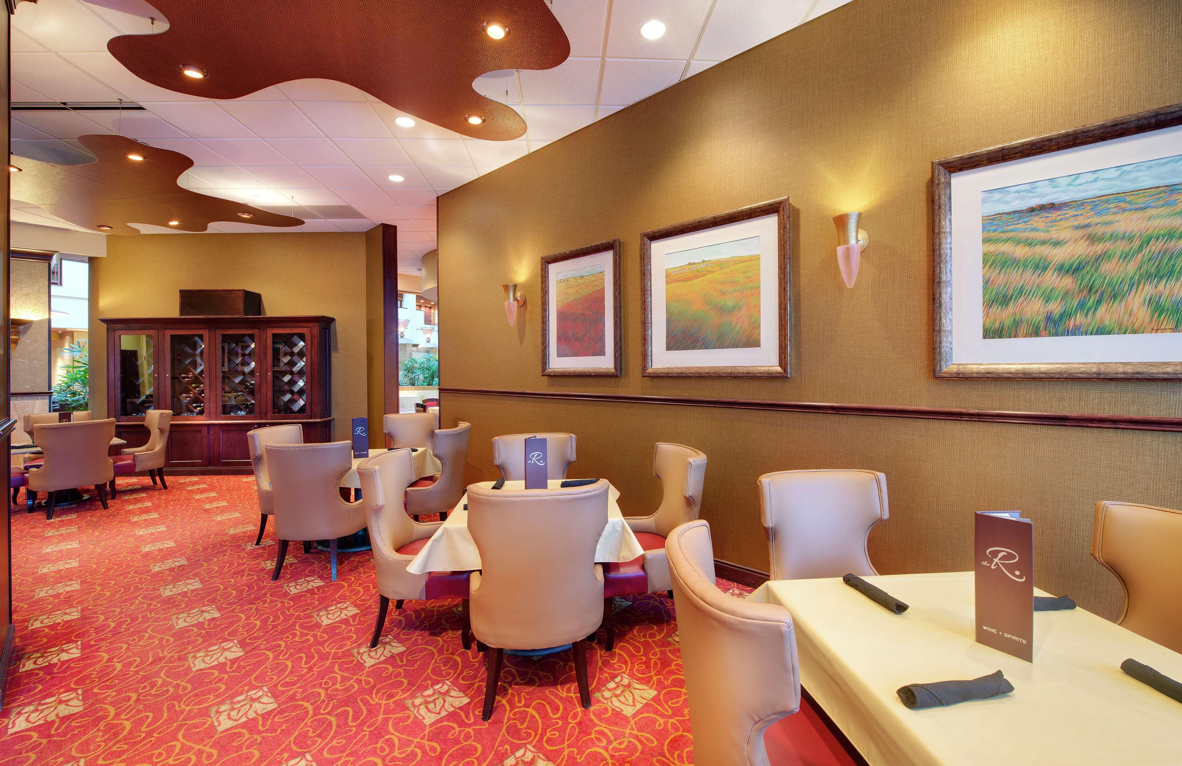 Hotel Embassy Huntsville