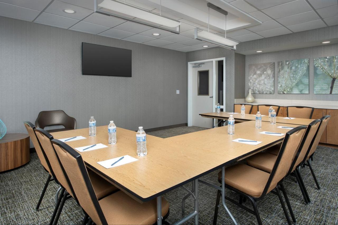 Hotel Springhill By Marriott West/research Park