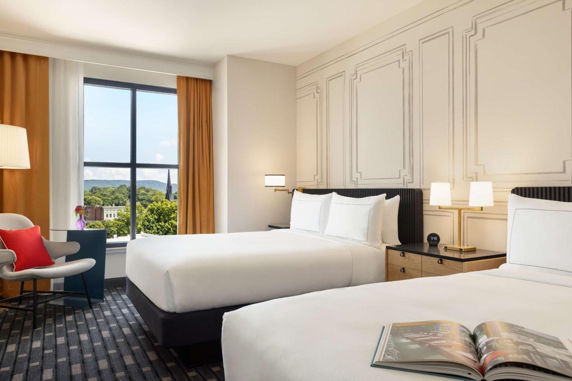 106 Jefferson Huntsville, Curio Collection By Hilton 4*