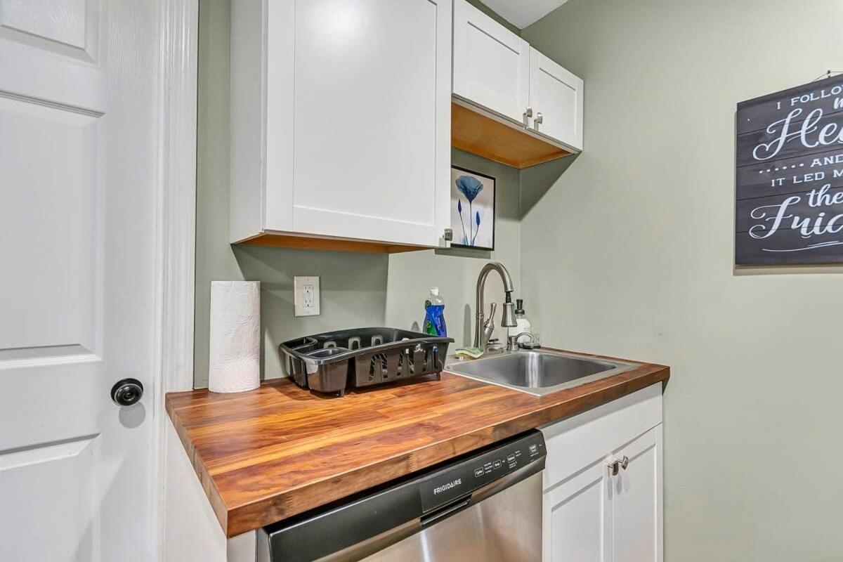 2 Units, Near Dwtn - American Oasis