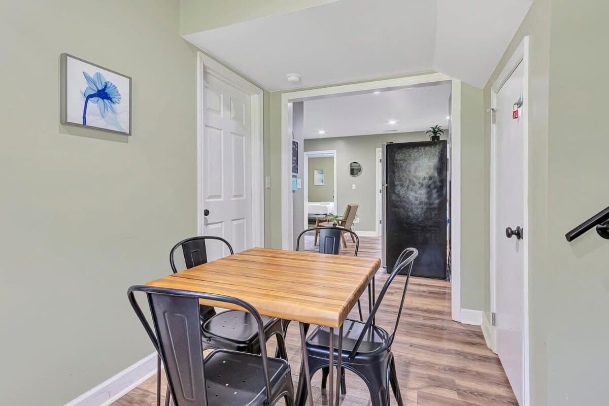 2 Units, Near Dwtn - American Oasis Huntsville