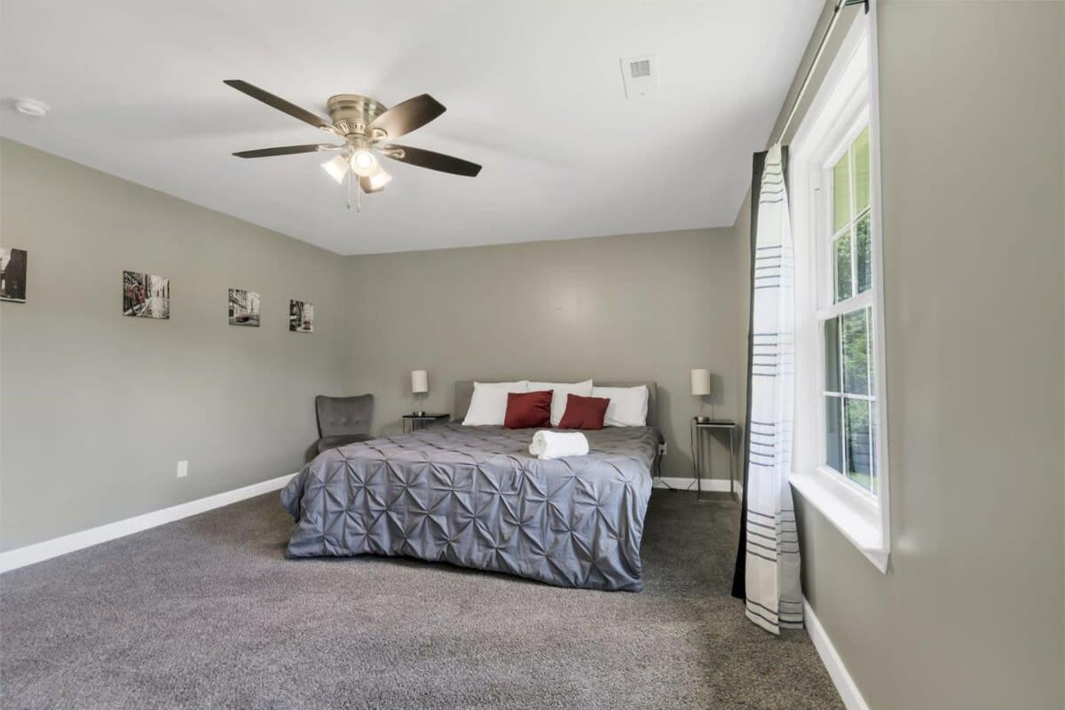 2 Units, Near Dwtn - American Oasis * Huntsville