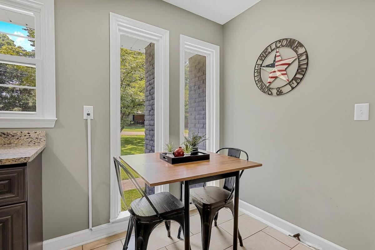 2 Units, Near Dwtn - American Oasis * Huntsville