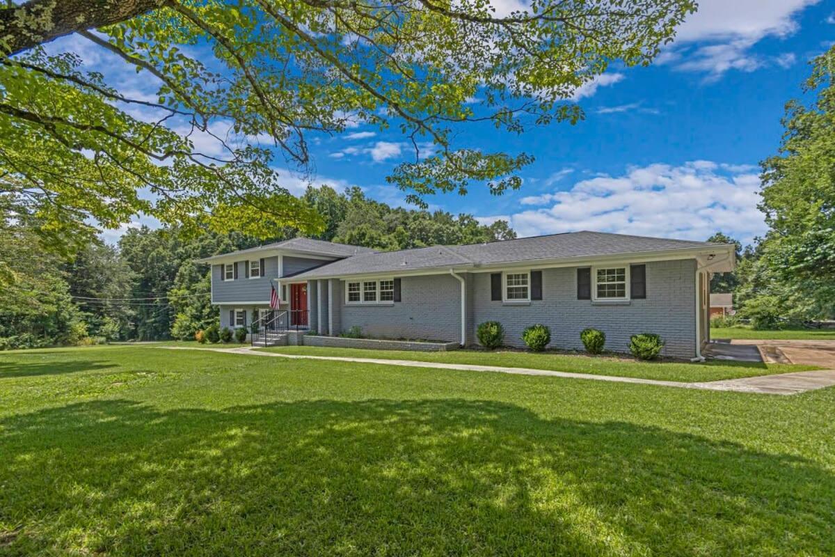 2 Units, Near Dwtn - American Oasis Holiday home Huntsville