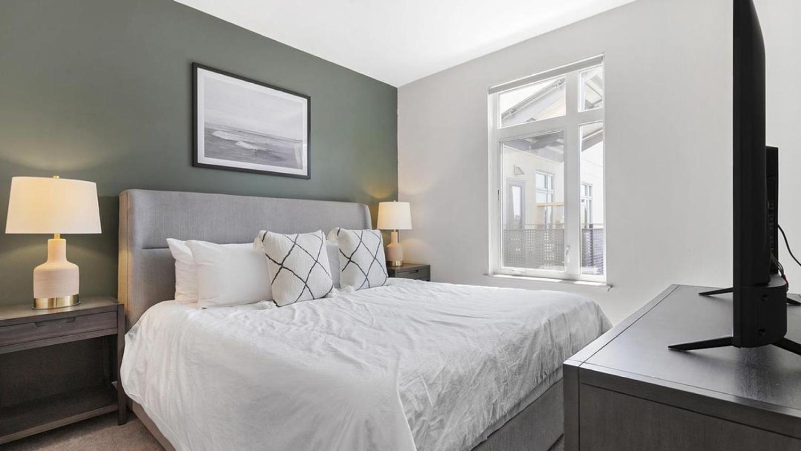 Landing At Laurel At Dry Creek - 2 Bedrooms In Apartment *