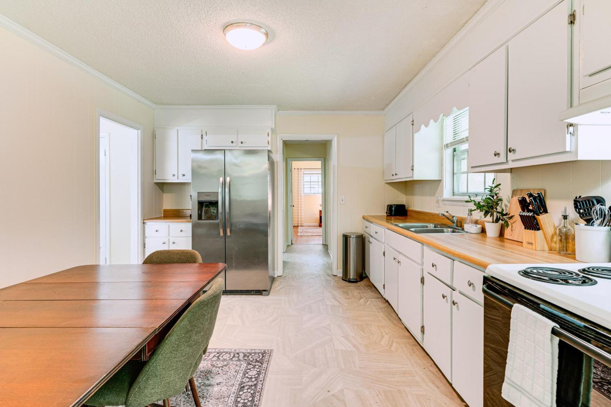 Family-friendly With Spacious Yard *