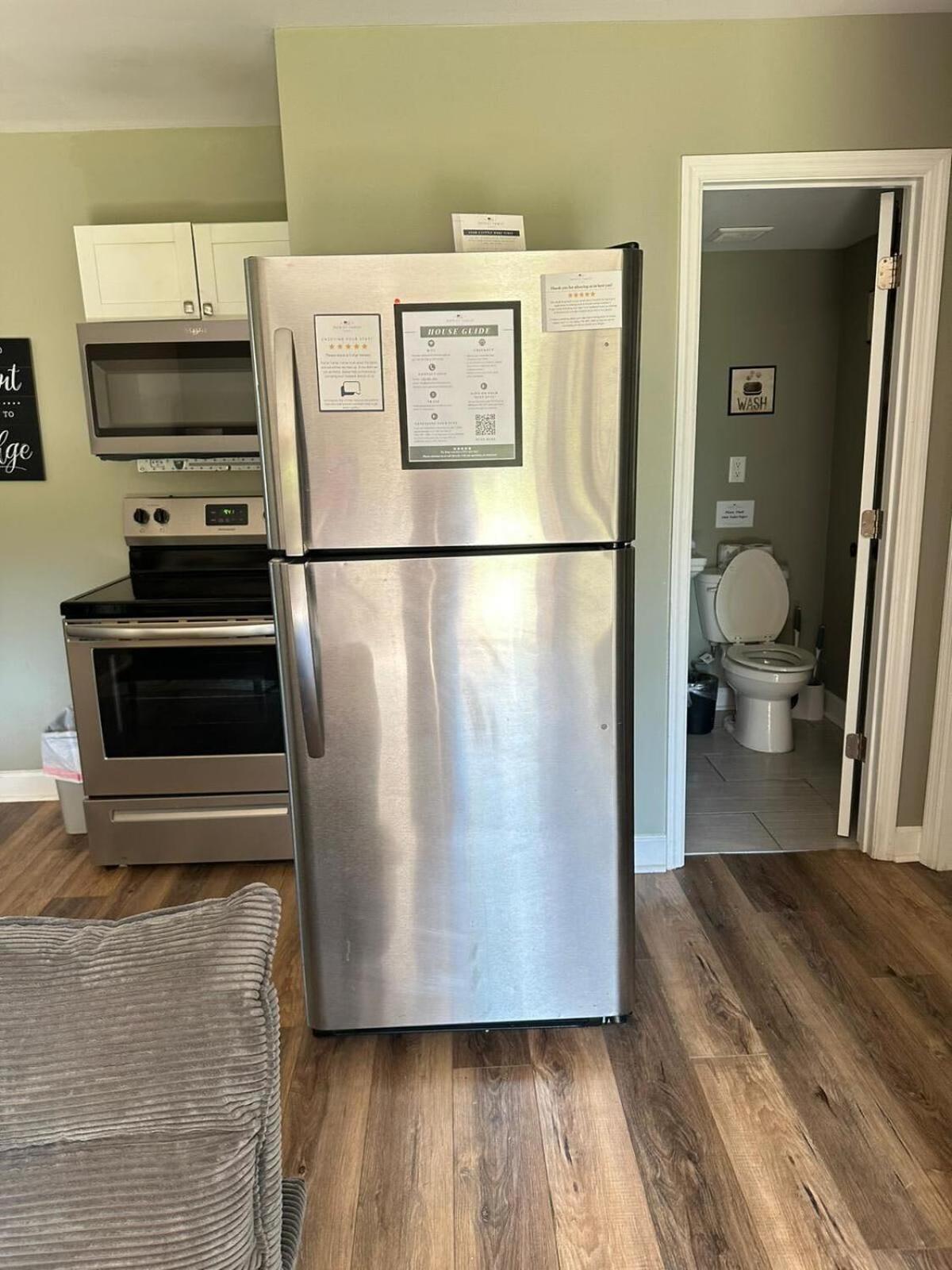 2 Units, Near Dwtn - American Oasis