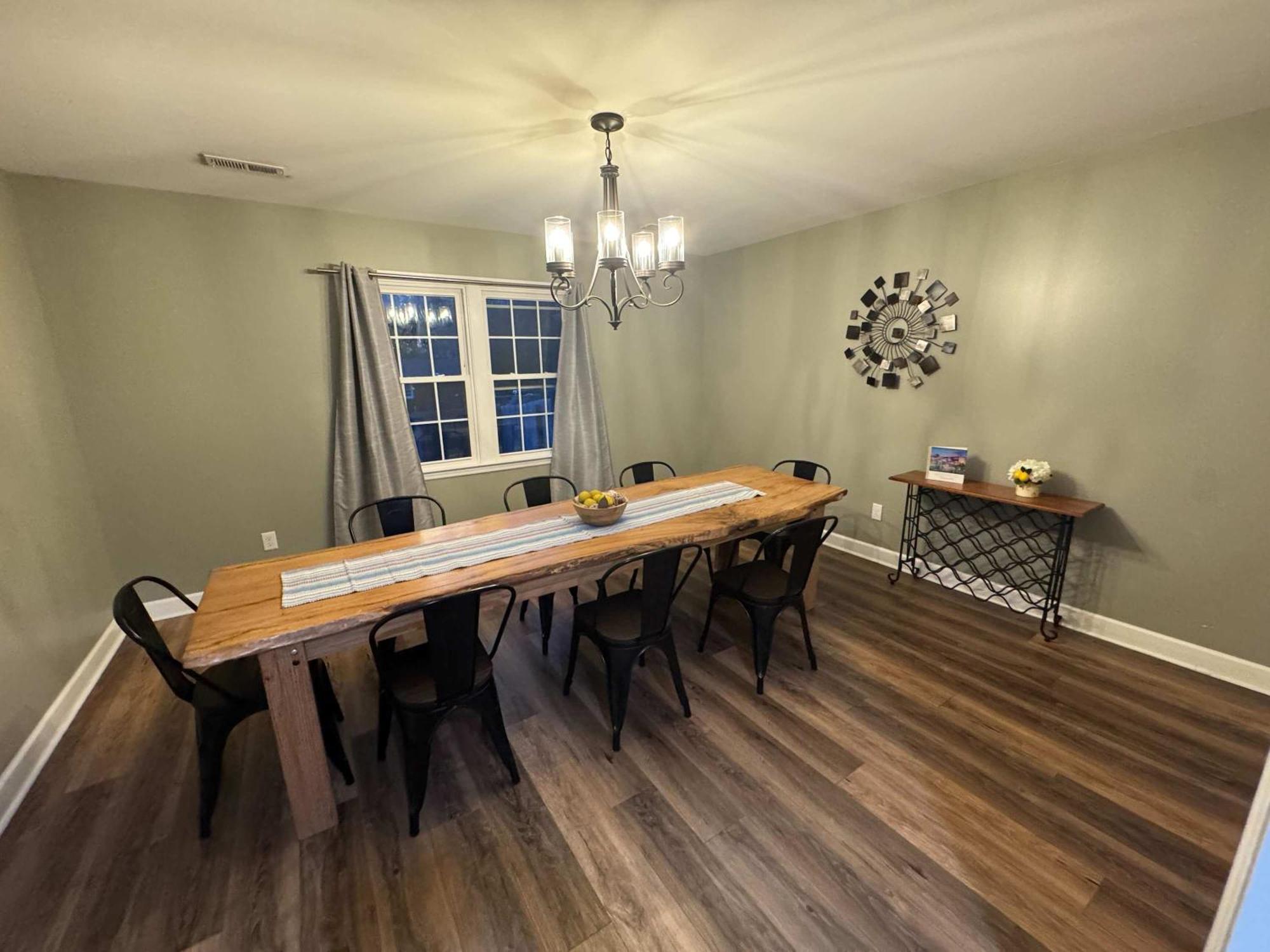 2 Units, Near Dwtn - American Oasis Holiday home Huntsville