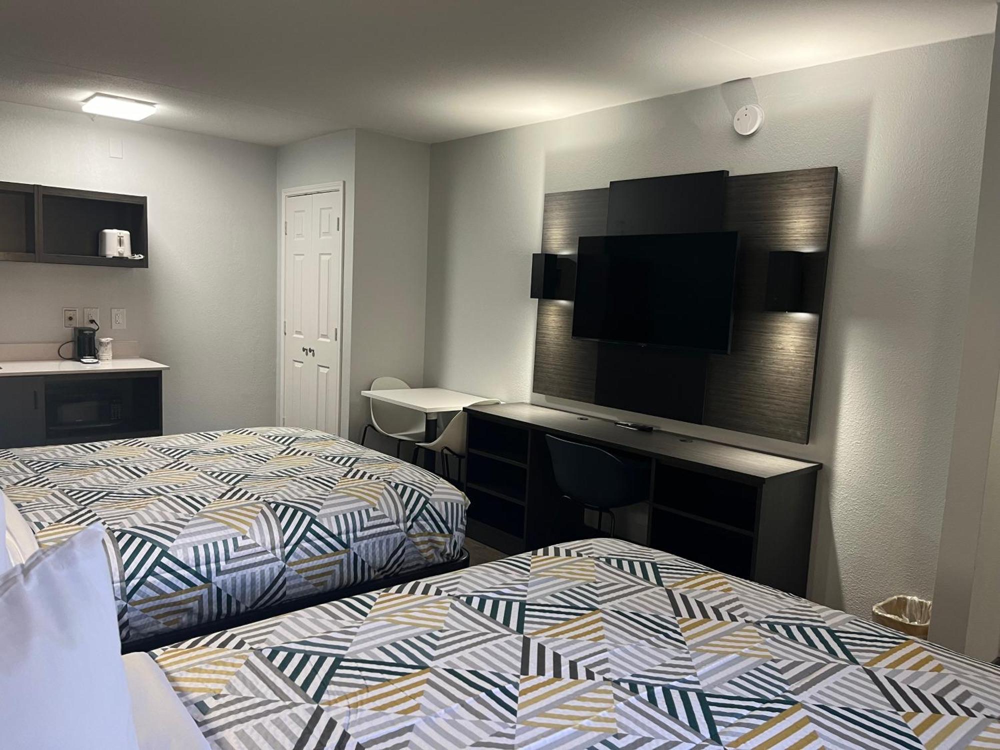 6 Huntsville, Al Drive 4*