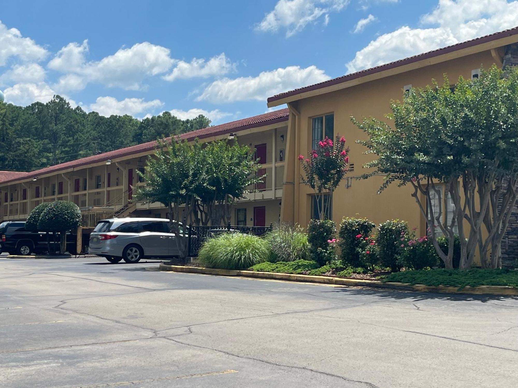 6 Huntsville, Al Drive Hotel 4*