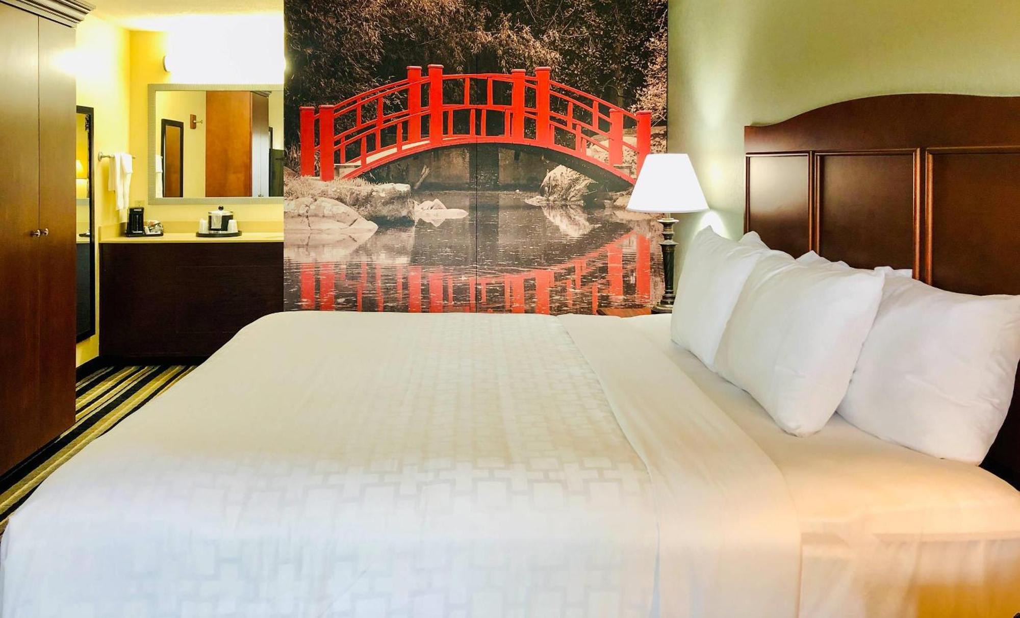 Clarion Pointe Research Park Hotel Huntsville