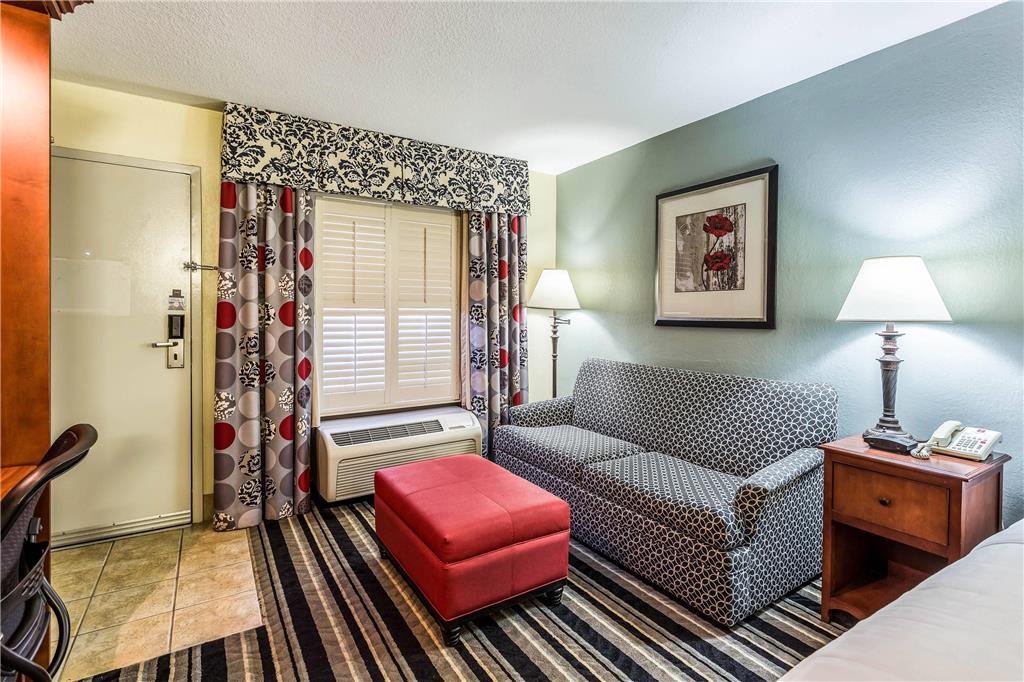 Clarion Pointe Research Park Hotel Huntsville