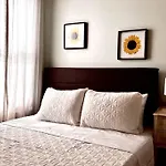 Luxury 4Br Close To Everything - 5 Min To Downtown