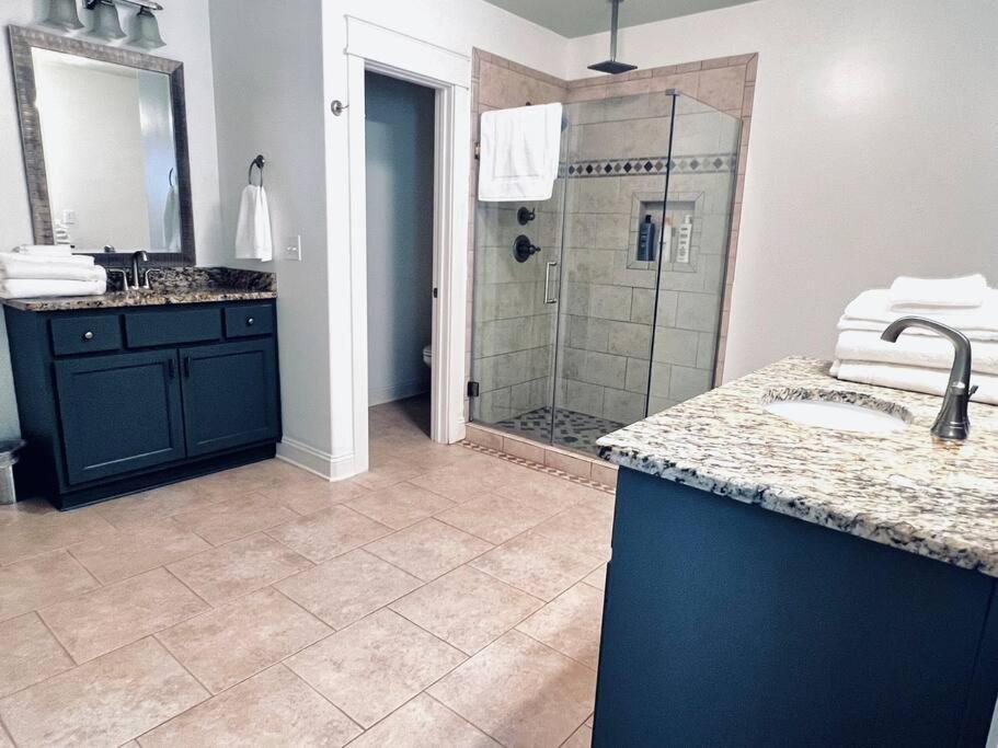 Holiday home Luxury 4br Close To Everything - 5 Min To Downtown Huntsville