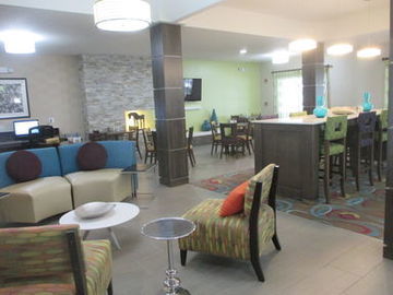 Express & West - Research Park By Ihg
