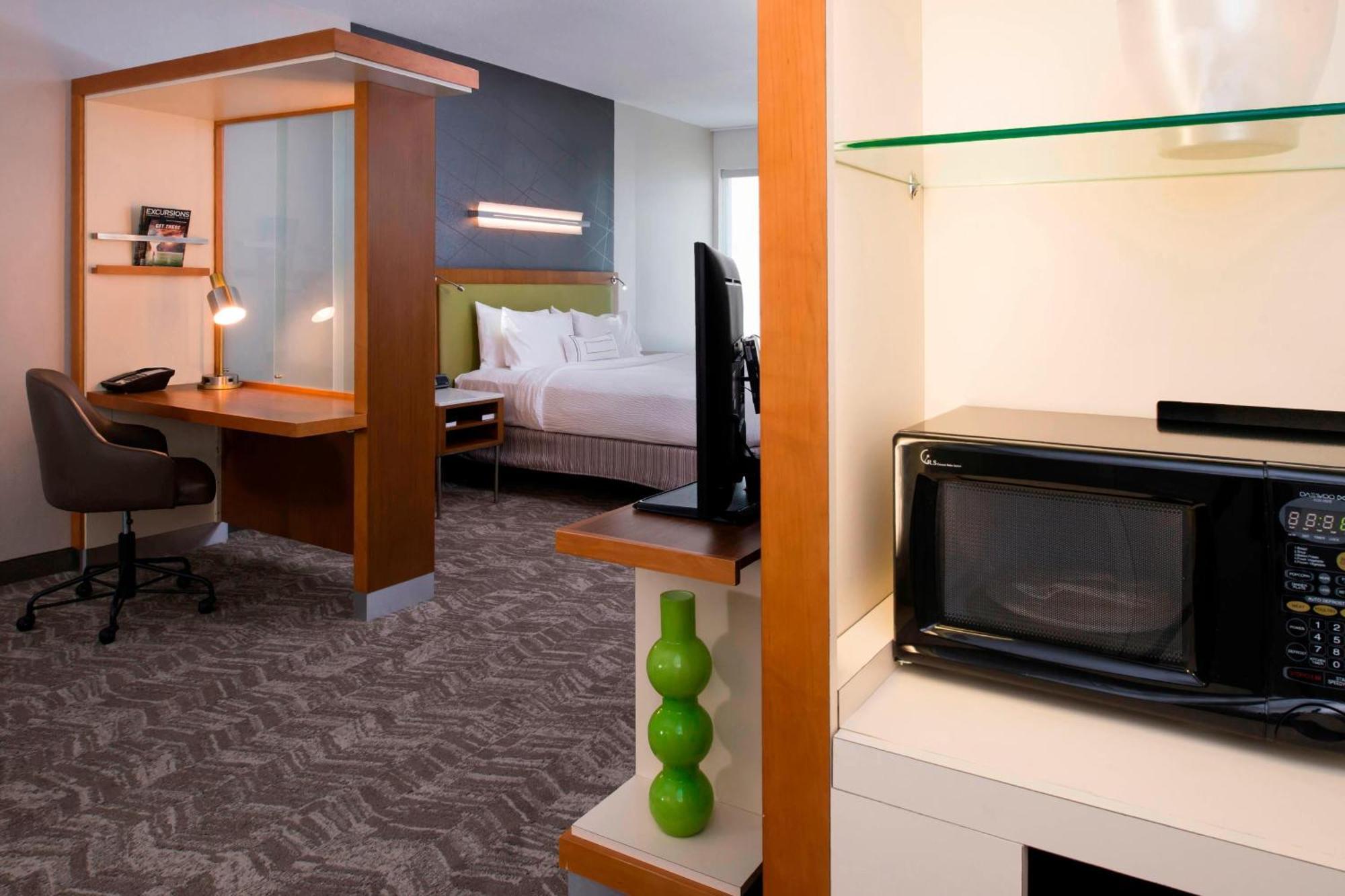 Springhill By Marriott Downtown Hotel 3*