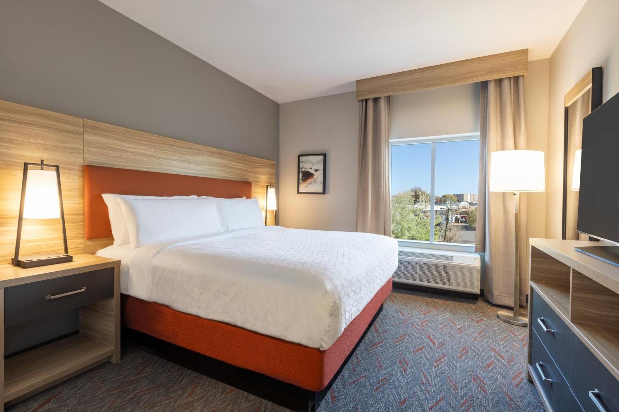 Hotel Candlewood - Research Park By Ihg