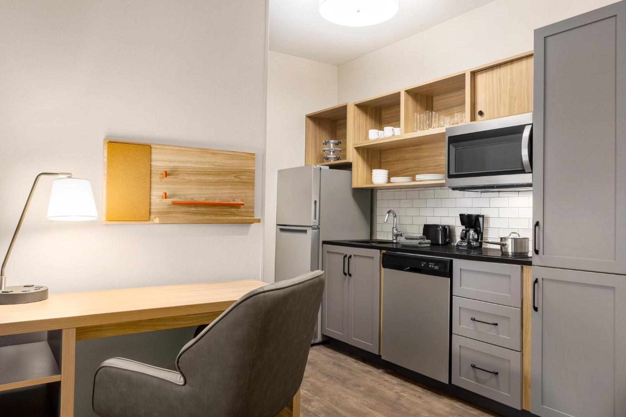 Candlewood - Research Park By Ihg