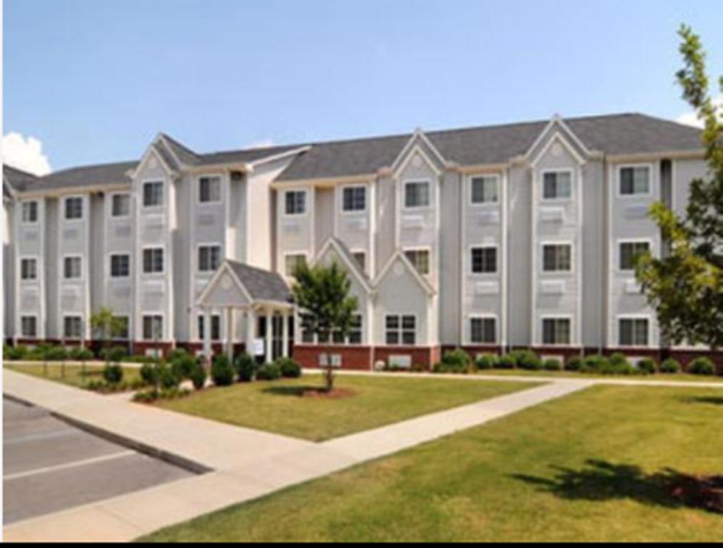 Microtel & By Wyndham 2*